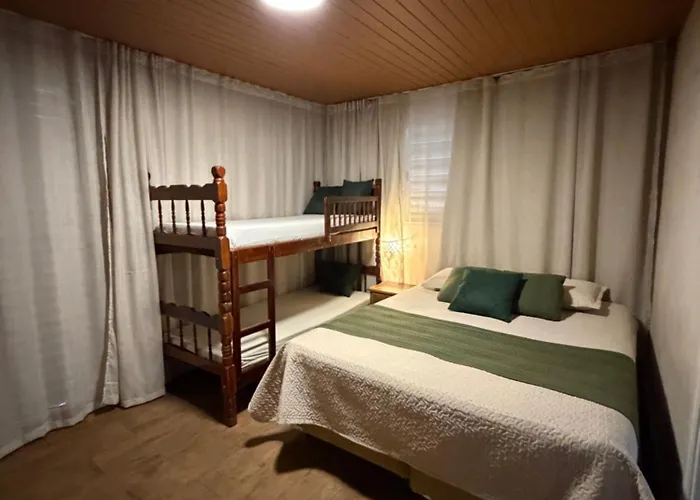 Casa da Pathy Suítes Próximas às Praia da Enseada e Santa Rita Ubatuba